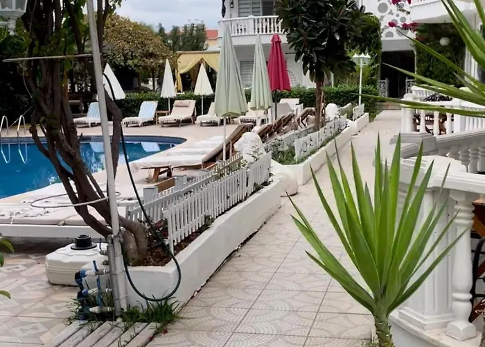 Belka Golf Delux Poolside Belek