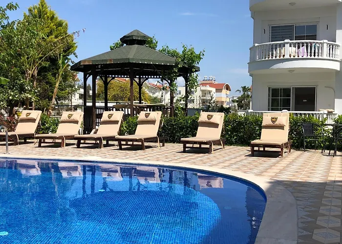 Belka Golf Delux Poolside *