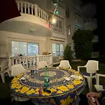 Belka Golf Delux Poolside Apartment *