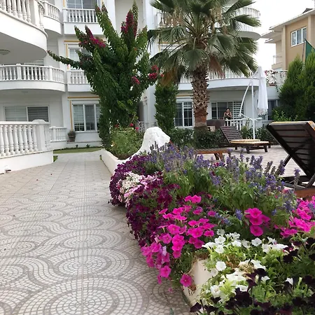 Apartment Belka Golf Delux Poolside