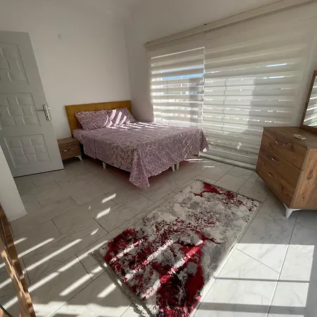 Belka Golf Delux Poolside Apartment *