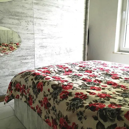 Apartment Belka Golf Delux Poolside