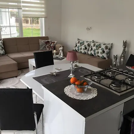 Belka Golf Delux Poolside Apartment Belek