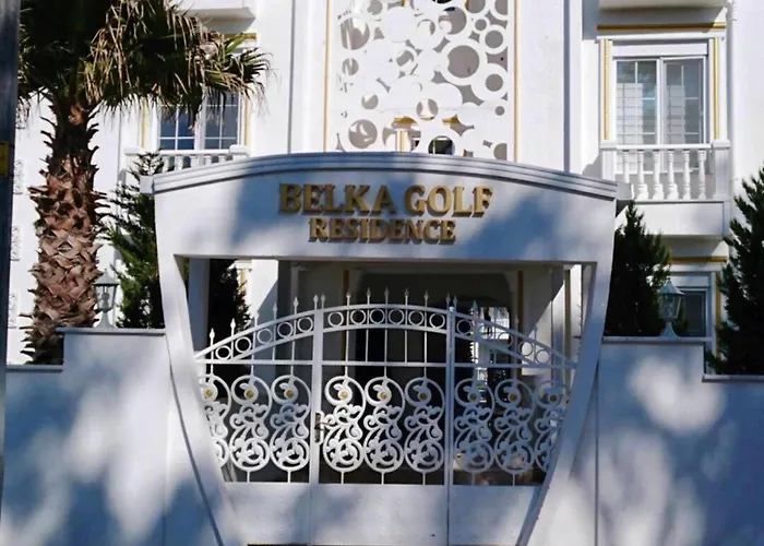 Belka Golf Delux Poolside Apartment