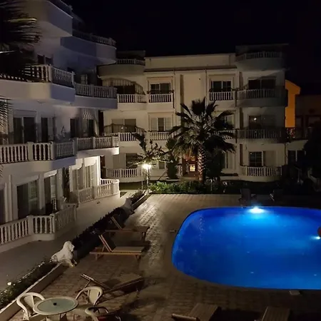Belka Golf Delux Poolside شقة بيليك
